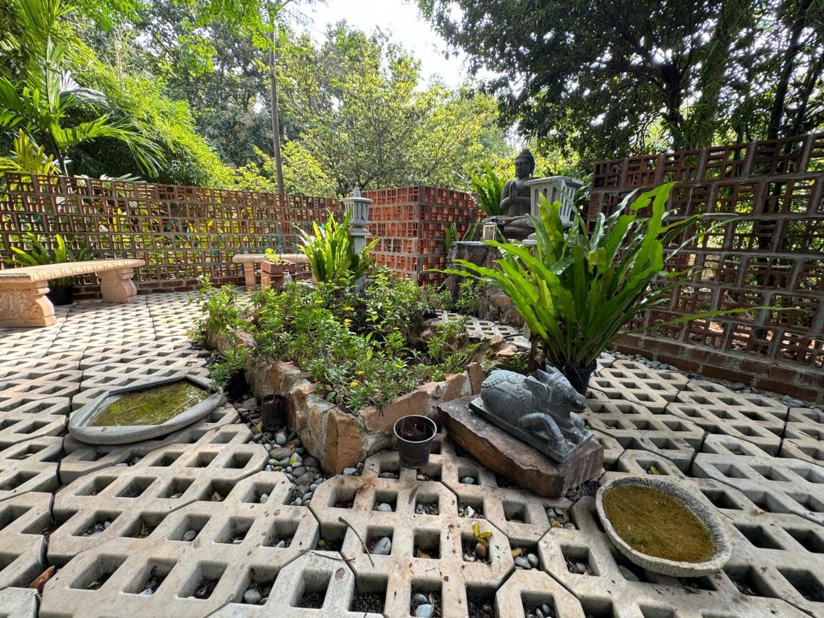 Chikoo Farm Inn Bangalore Exterior foto